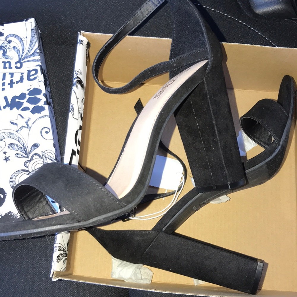 brand new heels